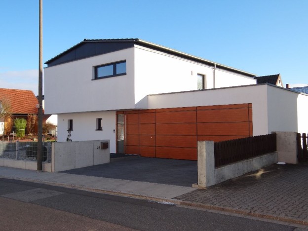 EINFAMILIENHAUS IN NEUMARKT